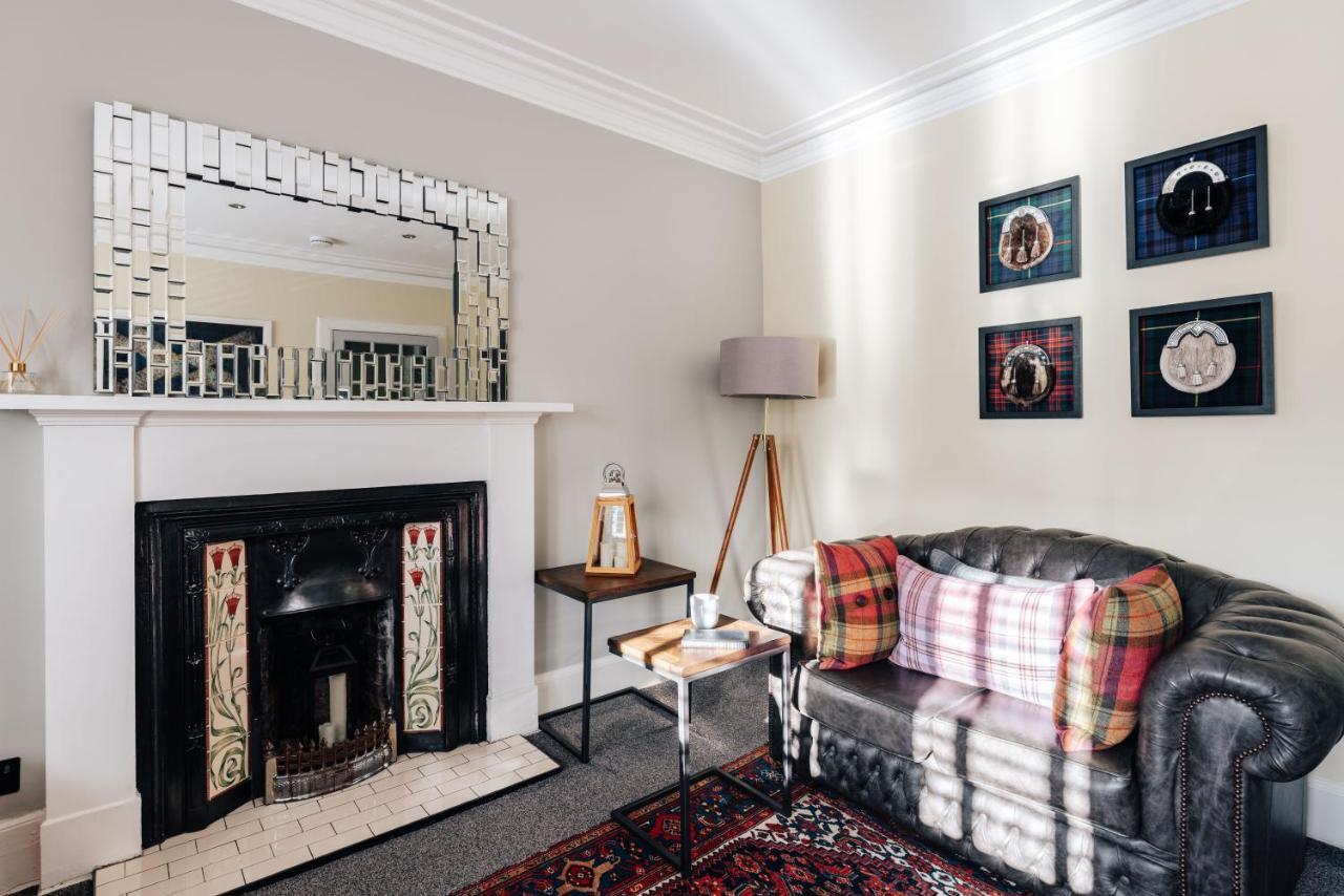 Luxury Inverness Central Apartment Private Parking ภายนอก รูปภาพ