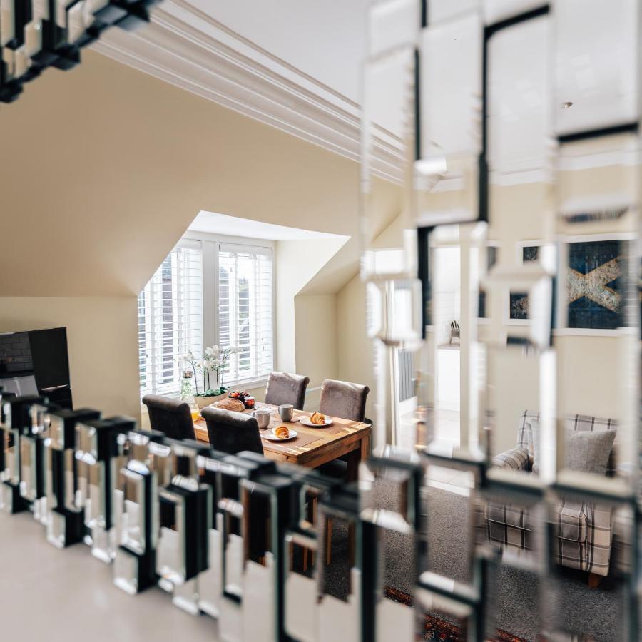 Luxury Inverness Central Apartment Private Parking ภายนอก รูปภาพ