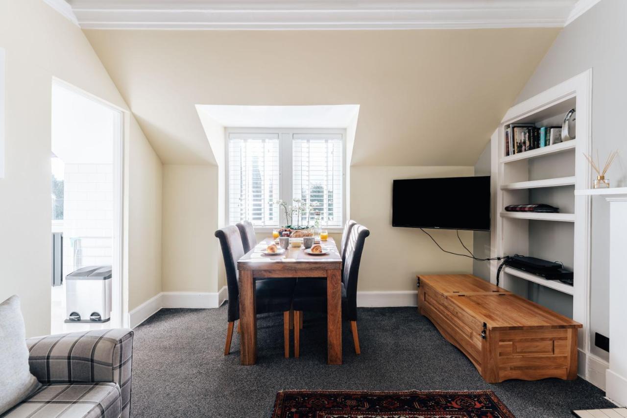 Luxury Inverness Central Apartment Private Parking ภายนอก รูปภาพ