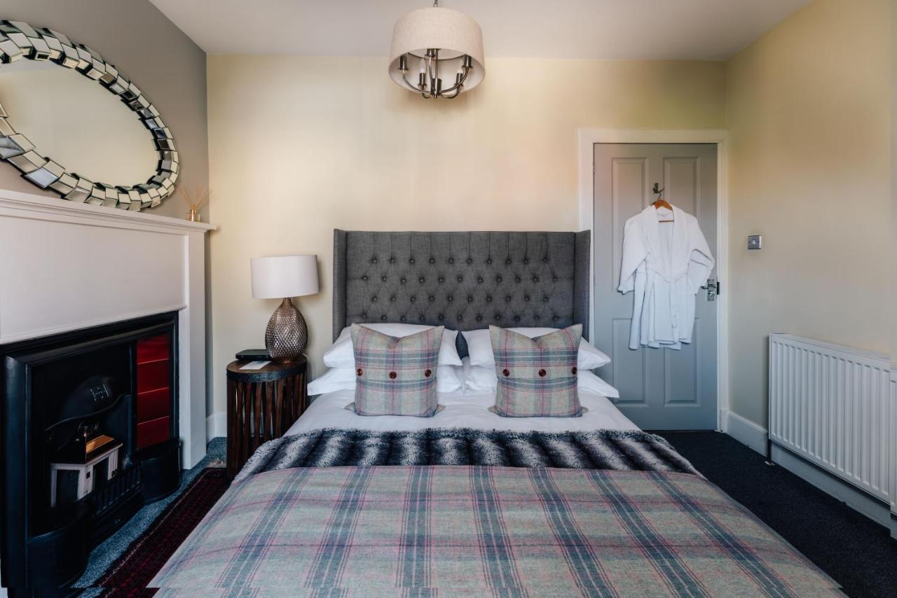 Luxury Inverness Central Apartment Private Parking ภายนอก รูปภาพ